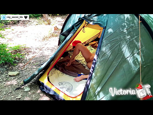 ❤️ Gefilmd op camera Gepassioneerd aftrekken Vreemdeling in een tent ❤ Harde porno at porn nl.redgast4asset.ru ❌
